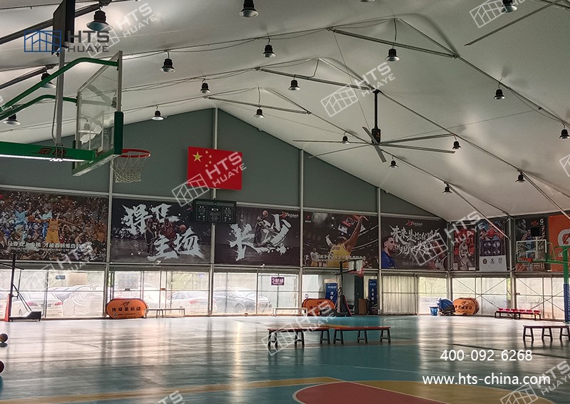 裝配式篷房籃球館實(shí)現(xiàn) “一館多用”，極大地提升了場地使用效率